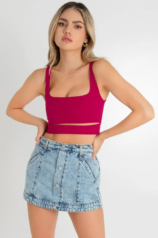 Crop top ajustado de tirantes con cut out Handmade Hand-knitted Hand-woven