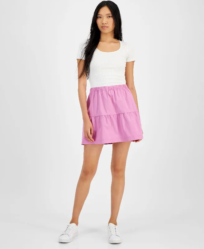 Juniors' Elasticized-Waist Poplin Tiered Mini Skirt ruffled skirt detail