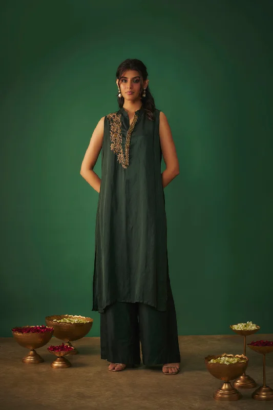 Emerald Green Kurta Pant Set With Copper Gold Embroidery Stretch Trendy,